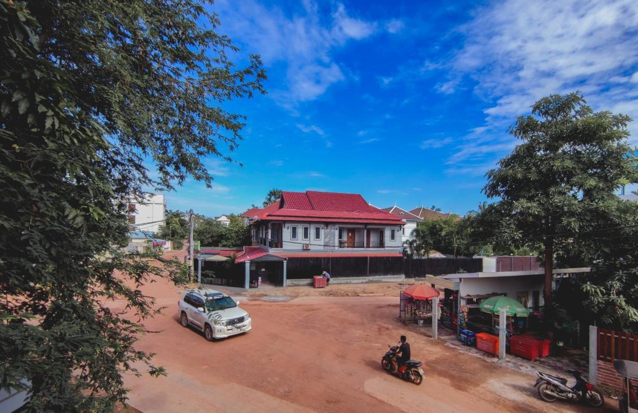 Nika'S House Hostel Siem Reap Exterior photo