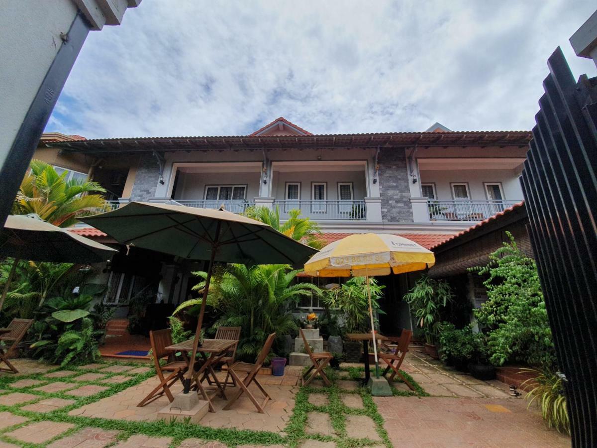 Nika'S House Hostel Siem Reap Exterior photo